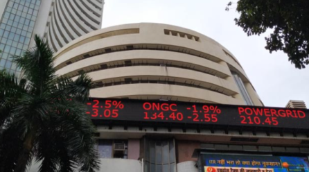 Sensex falls 149 points, Nifty drops to 17,724 points in early trade